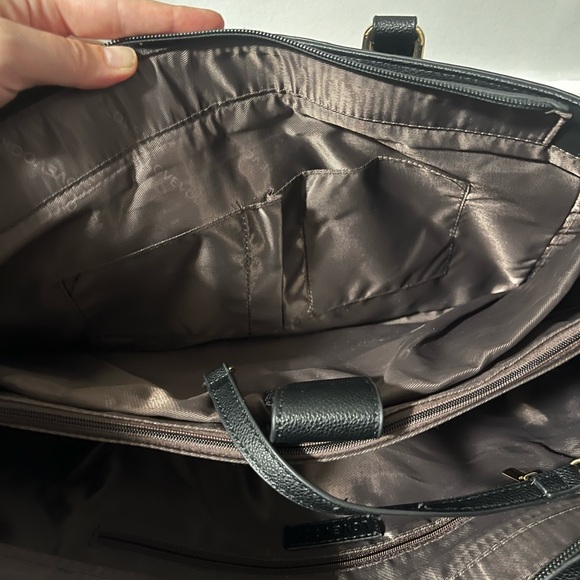 Used laptop purse - Picture 3 of 5